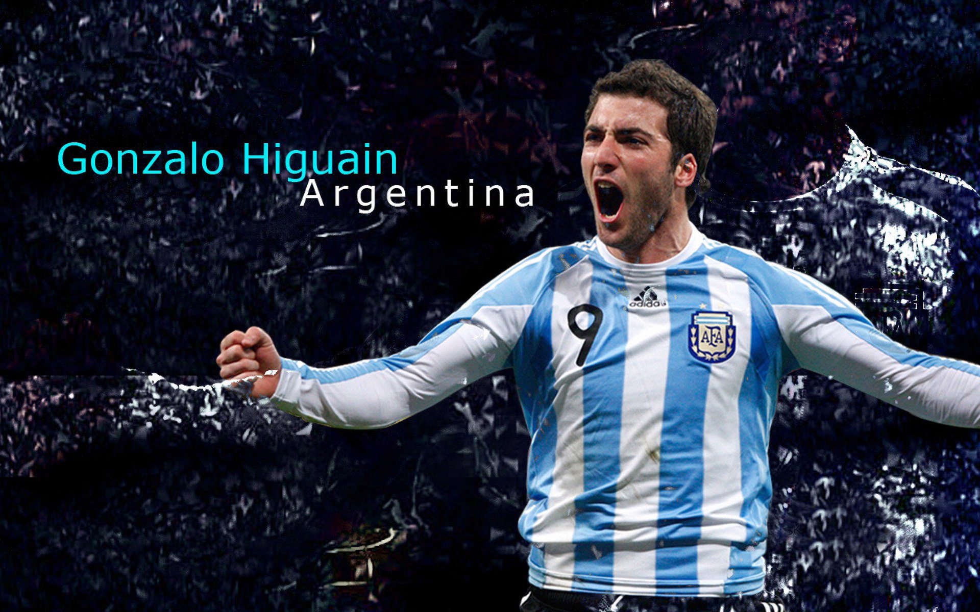 球员连续三场破门状态火热成为球队进攻端最稳定的输出点，连场破门最多的球员