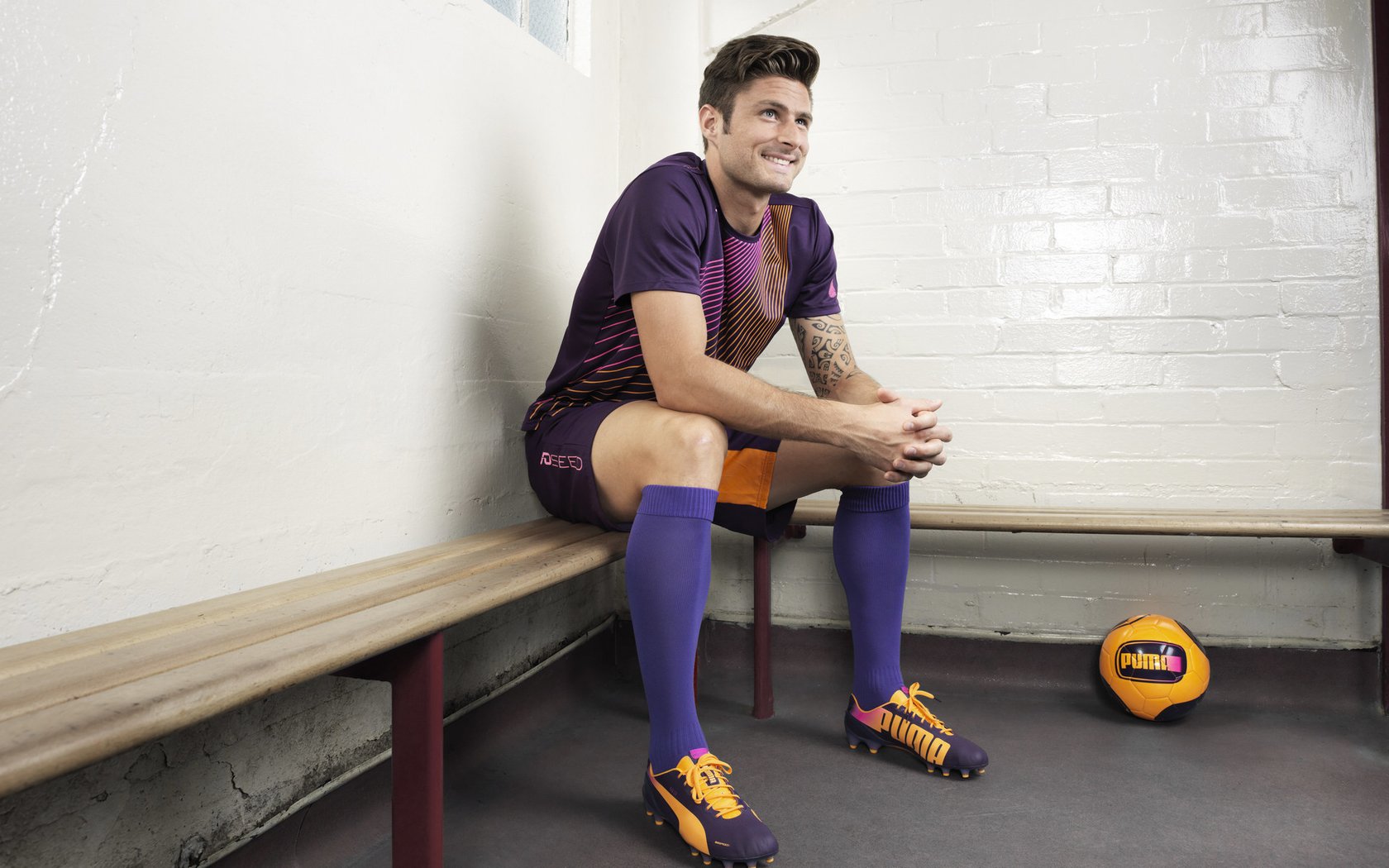 kaiyun体育app-艾比·德尔福：稳定的防守使南非队保持全场优势，比尔和艾德